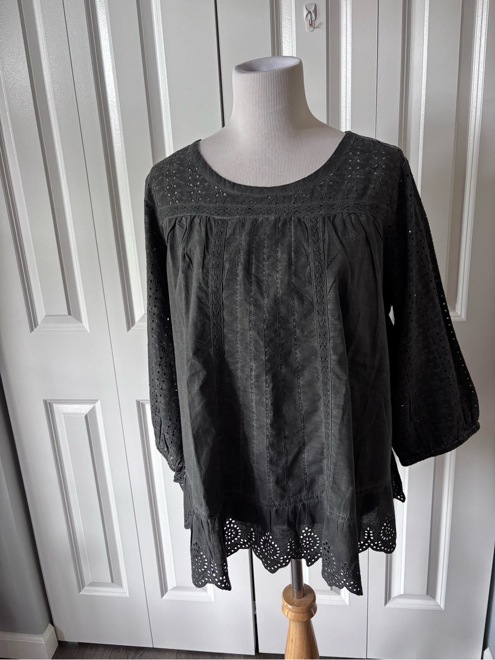 LOGO Lavish Black Eyelet Peasant Tunic Top